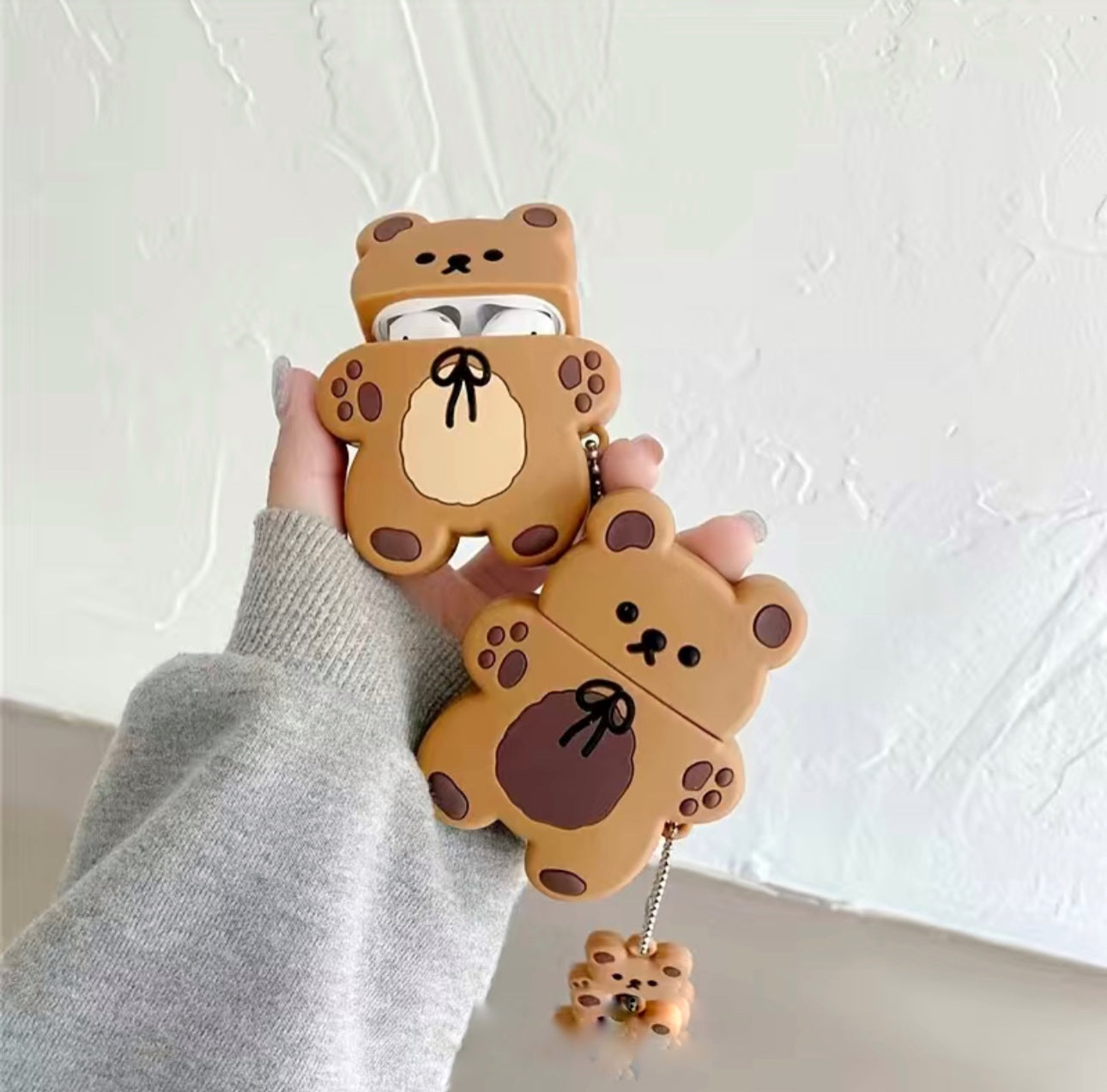 Bear pod case